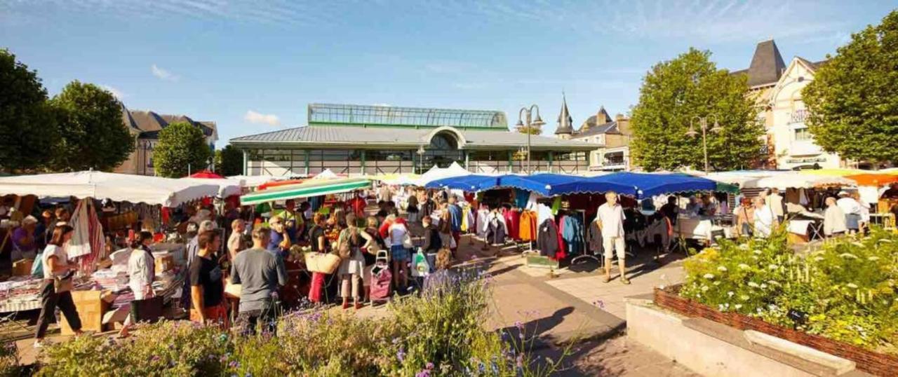 T2 50m du marchéplagesjardin privérue calme Dinard Exterior foto